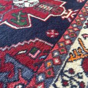 Tapis persan fait main 160cm x 110cm