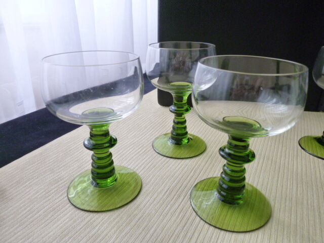 Set de 6 verres à vin blanc d'Alsace  anciens  Jambe balustre