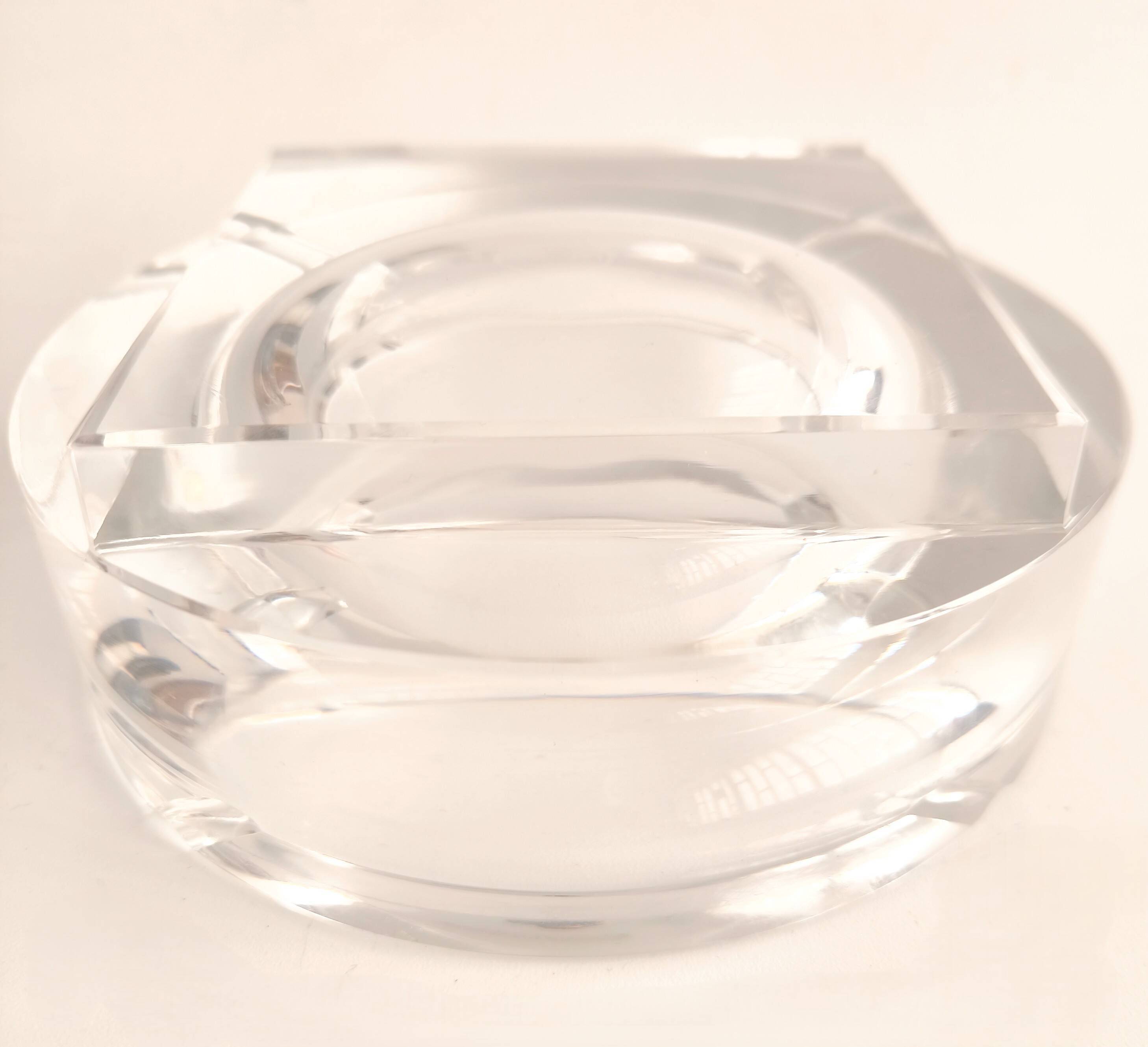 Monumental Czech Moser ashtray made of hand-cut crystal.