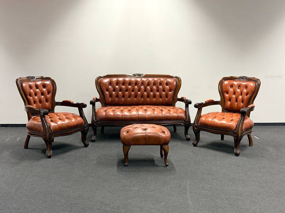 Original Vintage Chesterfield Chippendale Living Room set
