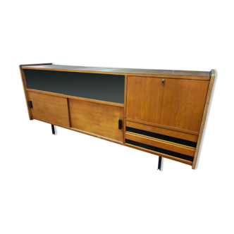 Bi-color sideboard