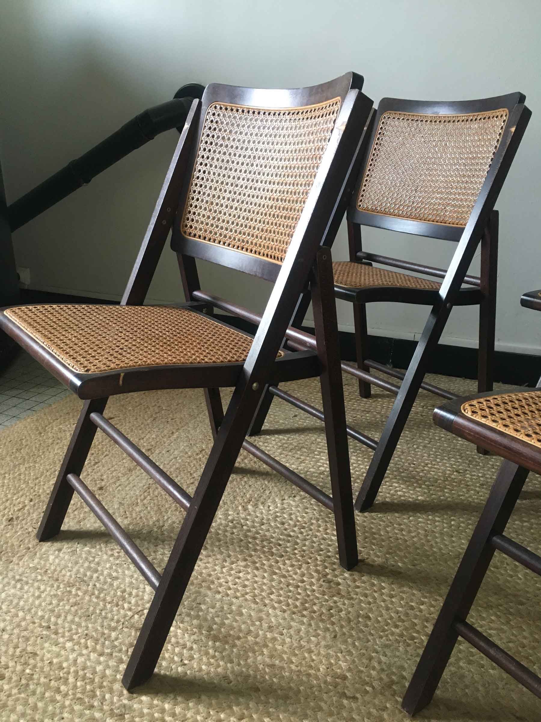 Canning folding chairs