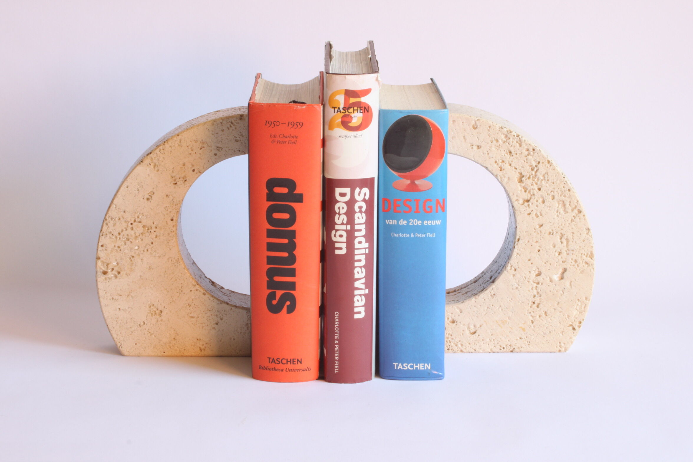 Travertine arc bookends by Fratelli Manelli, Italy 1960s.