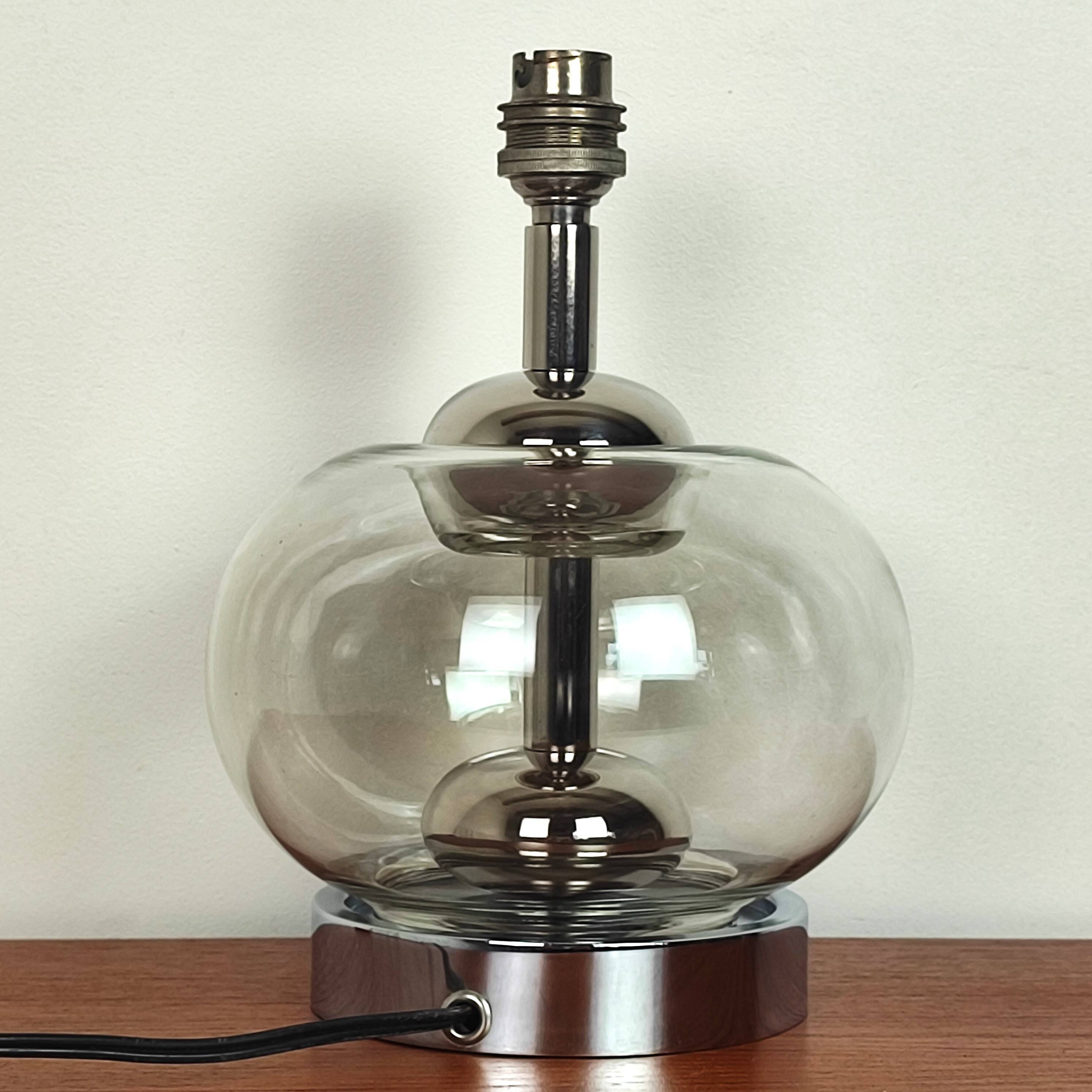 Italian lamp base from the 70s