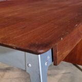 James Léonard's 6212 desk and chair for ESA Esavian