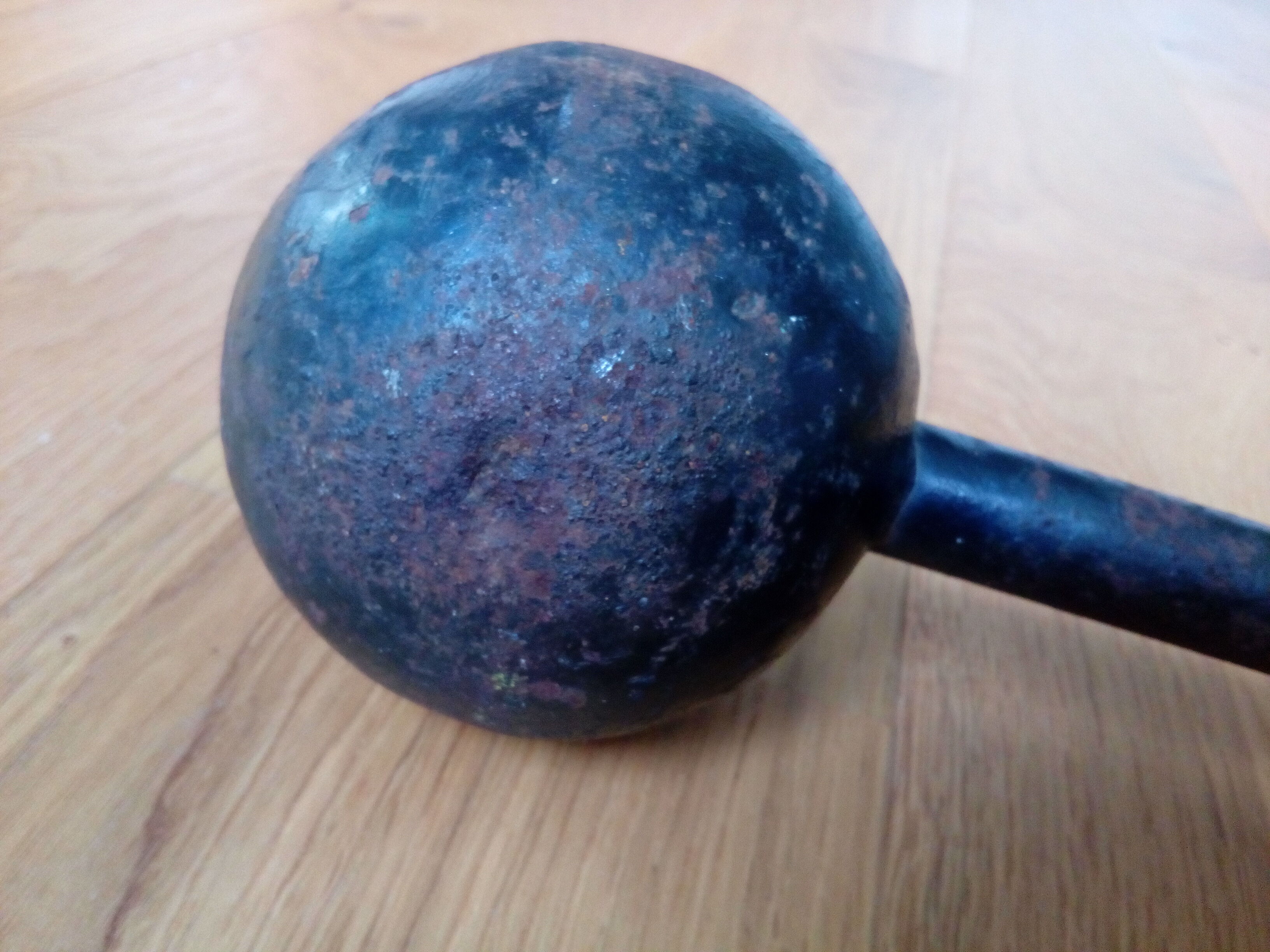 7kg cast iron dumbbell