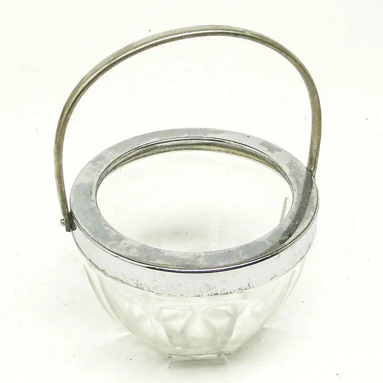 Sucrier Art Déco, verre pressé, laiton chromé, Huta Hortensja, Pologne, années 1950
