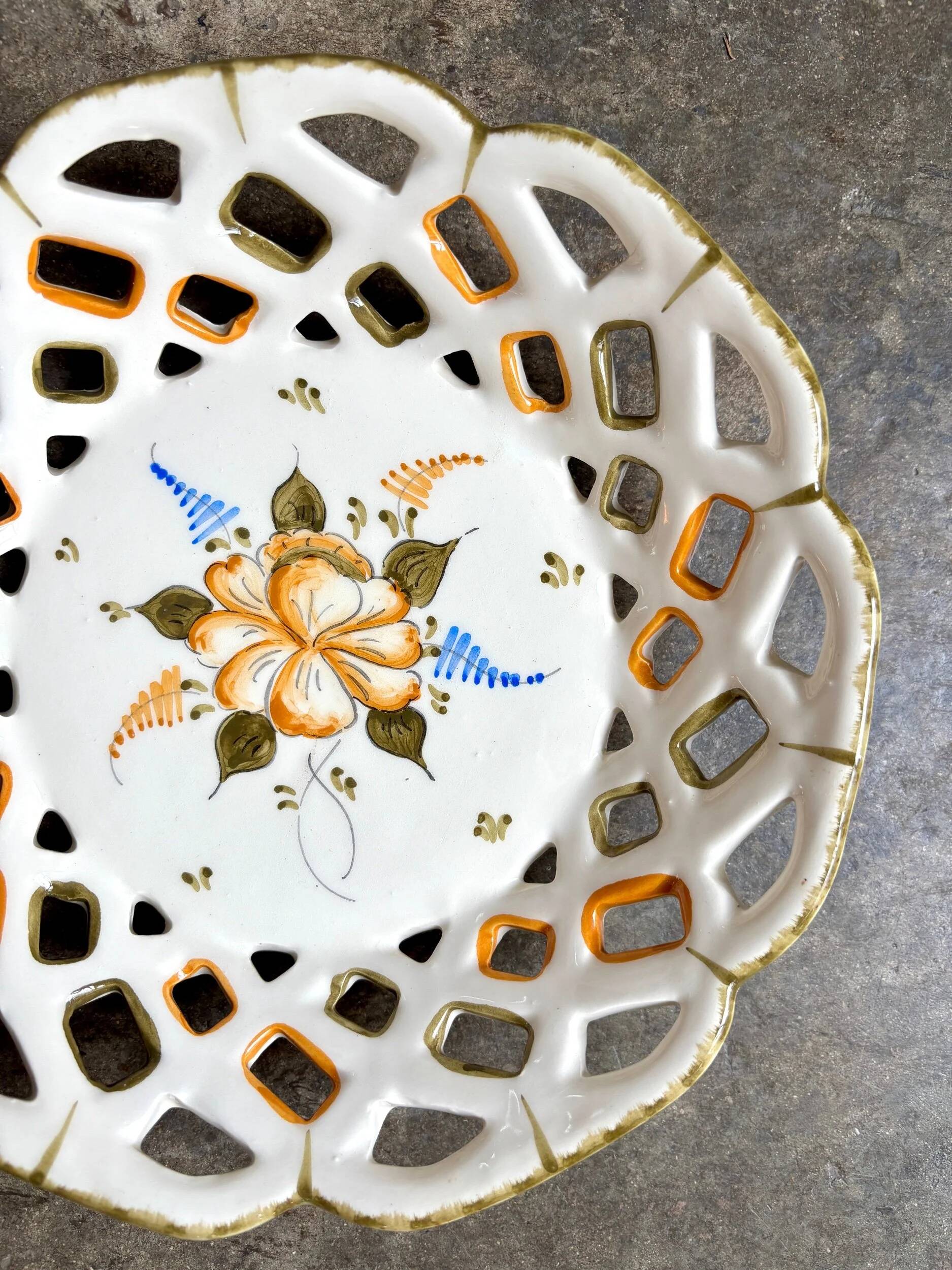 Openwork Moustiers bowl in hand-painted earthenware