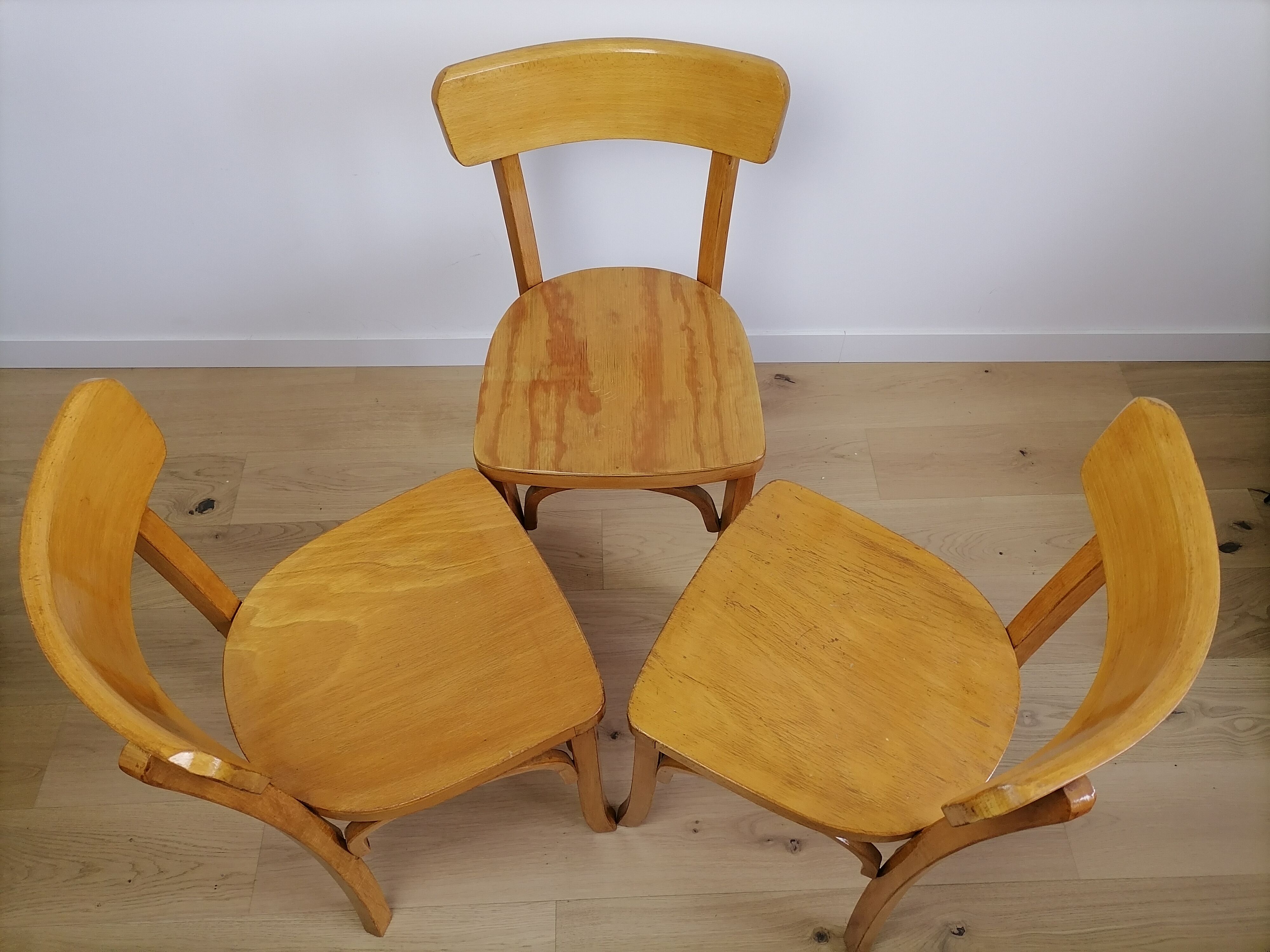 Vintage bistro chair suite