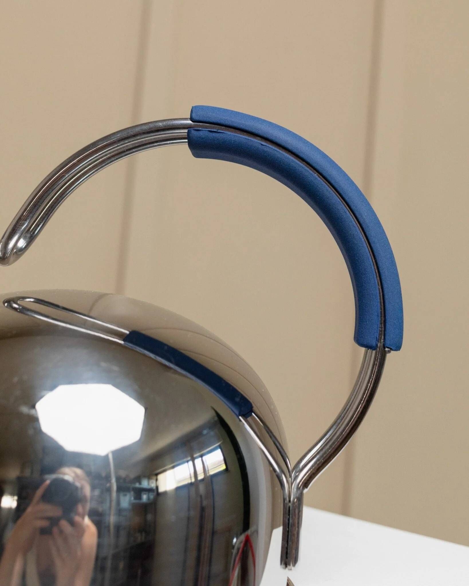 Polished argent metal kettle with blue accents – Italian 1980s design, retro stainless