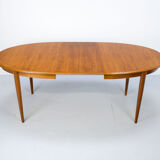 Danish teak oval extending dining table by Gudme Möbelfabriken, 1960s