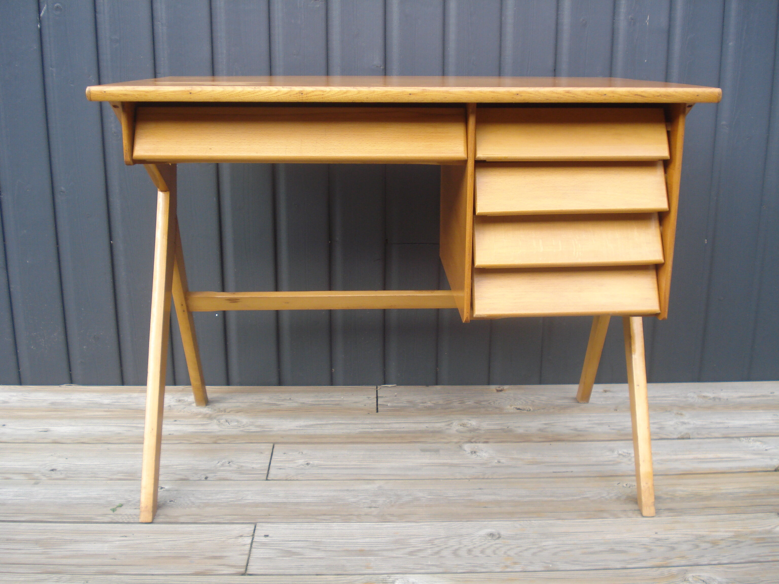 Small desk and Chair 60s