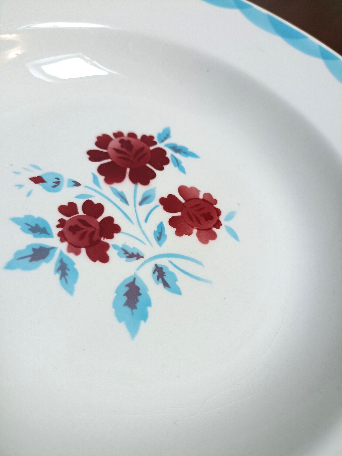 Hollow plate Moulin des loups model Charente