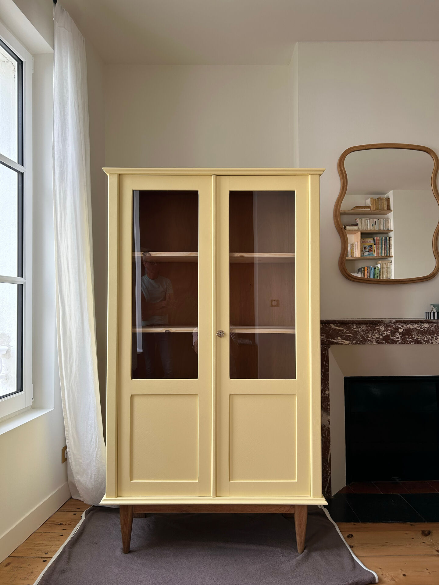 Armoire vitrée rénovée 