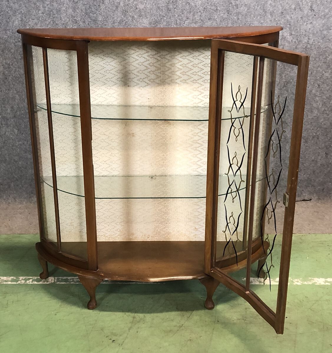 English Art Deco walnut showcase