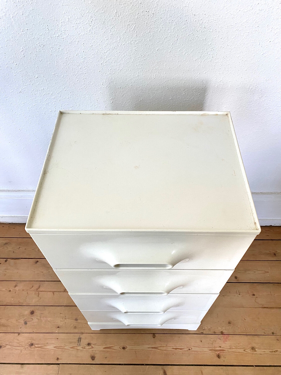 4 drawer chest of drawers