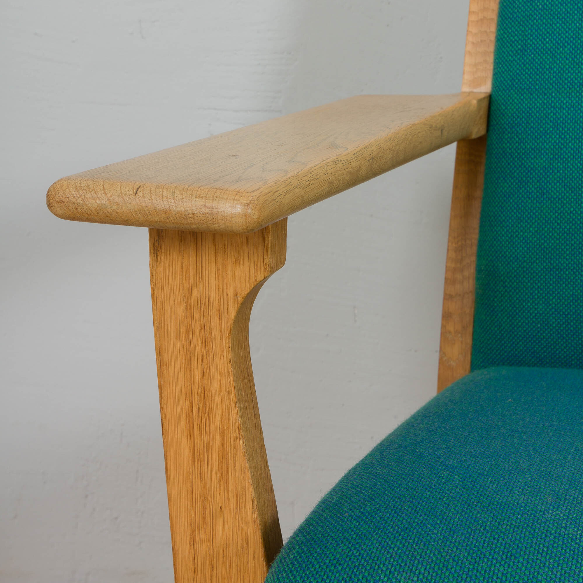 Hans Wegner oak armchair model Ge 181, Getama, Denamrk 1970s
