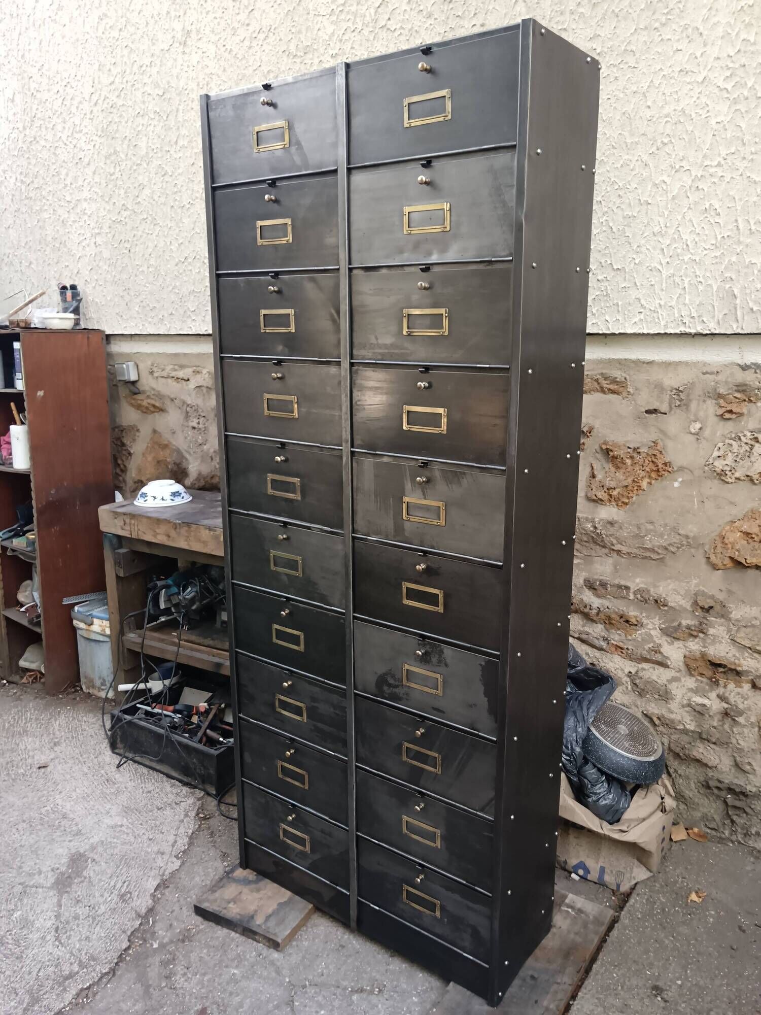 Meuble à clapet strafor