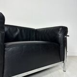 Fauteuil vintage en cuir lc3 par le corbusier & charlotte perriand - cassina