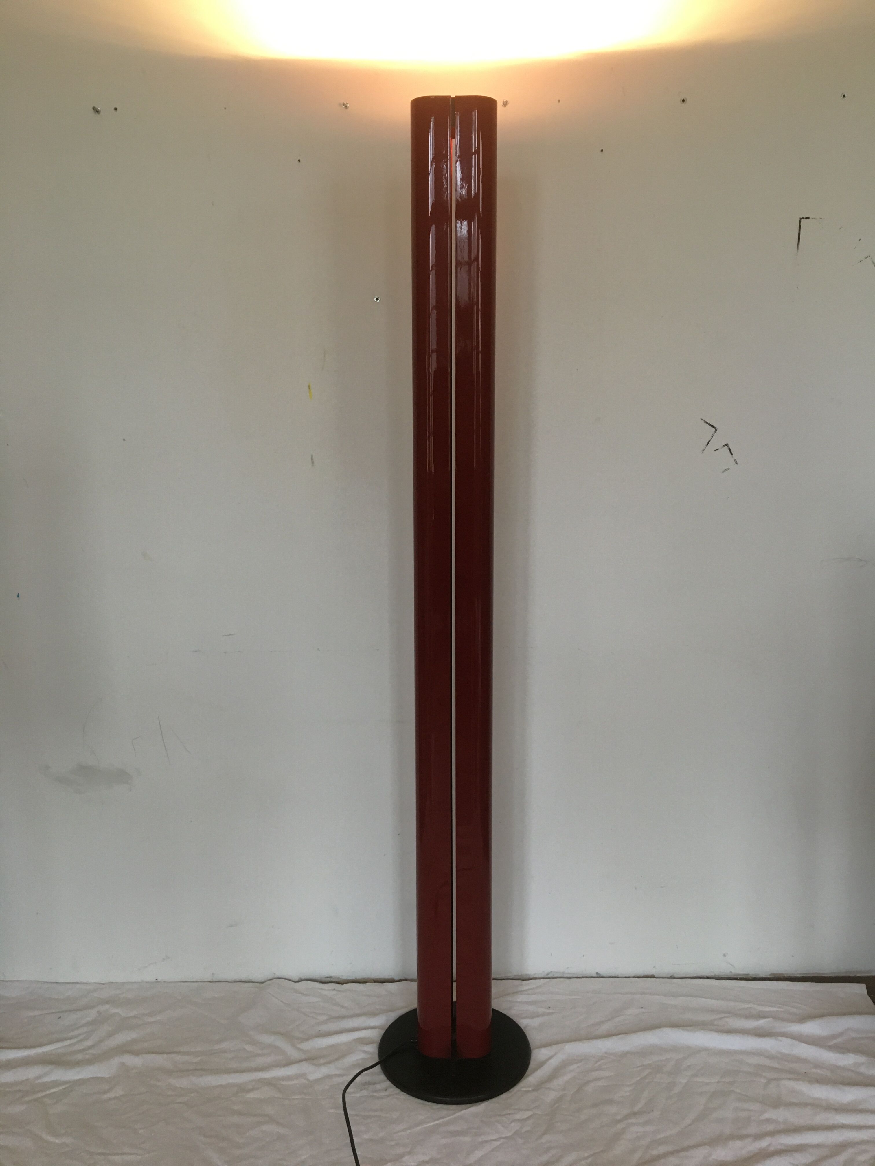 Halogen parquet lamp artemide model megaron