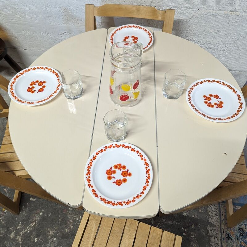 Formica folding table