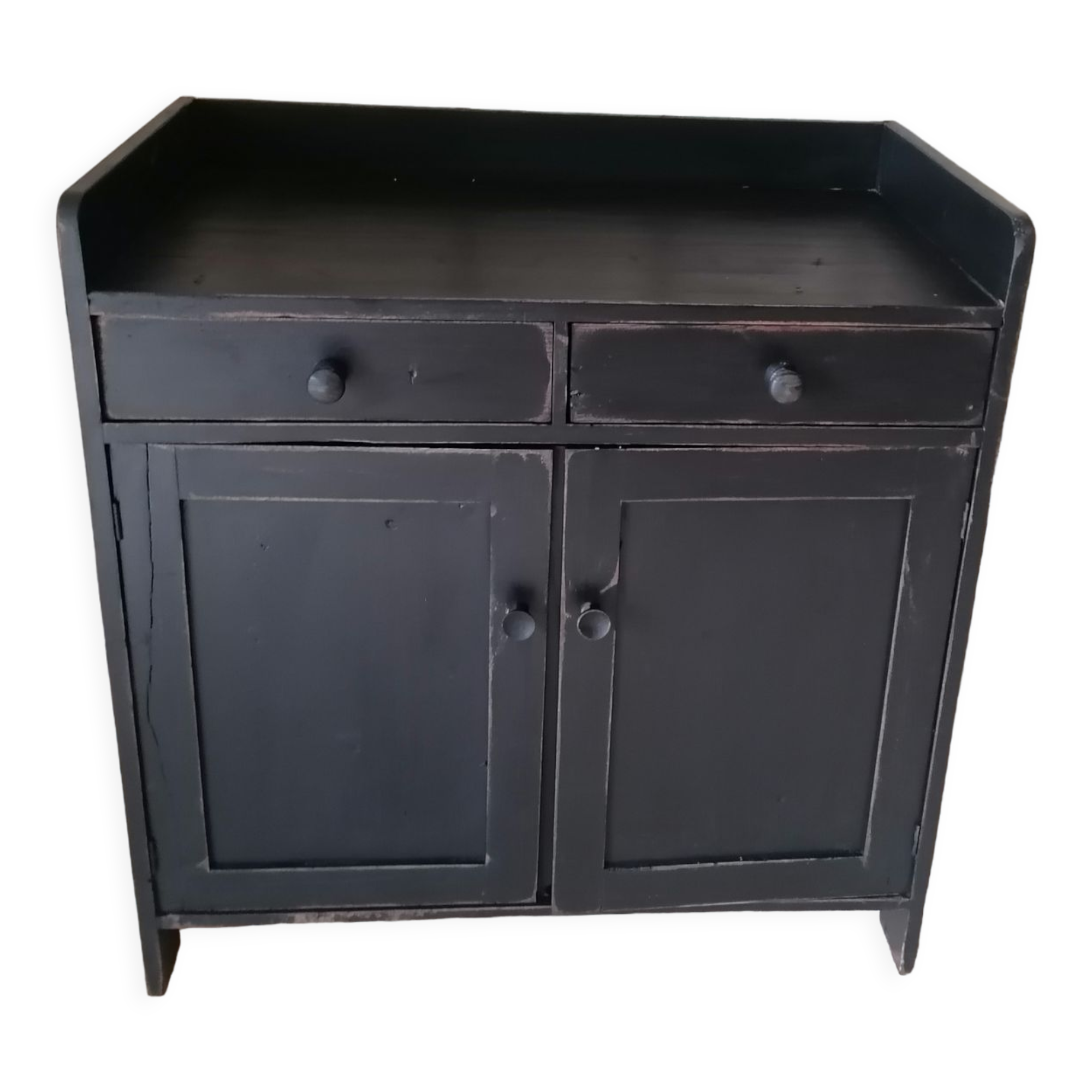 Low wooden entrance furniture