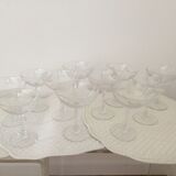 11 cups a champagne in crystal