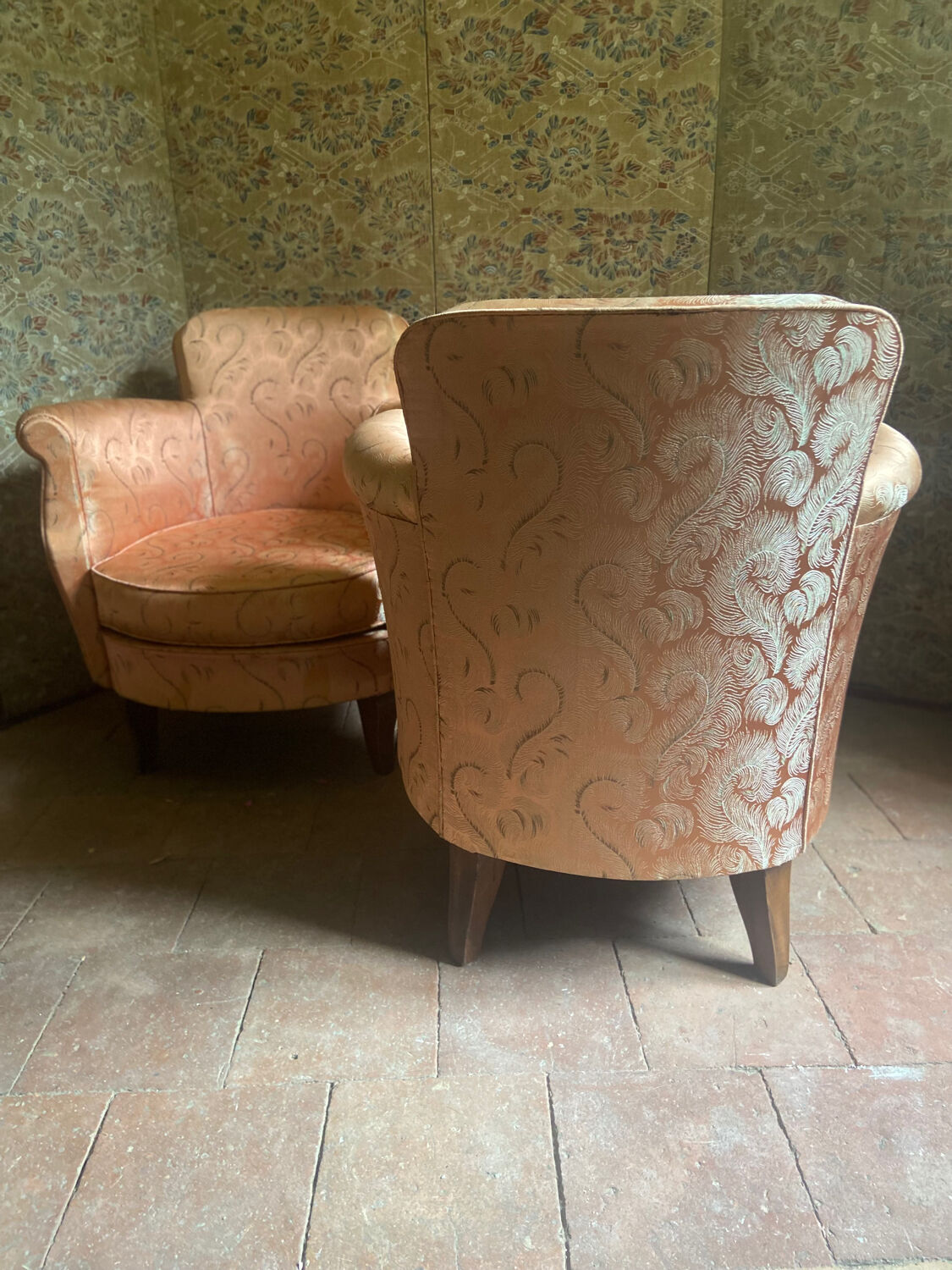 Pair of toad armchairs