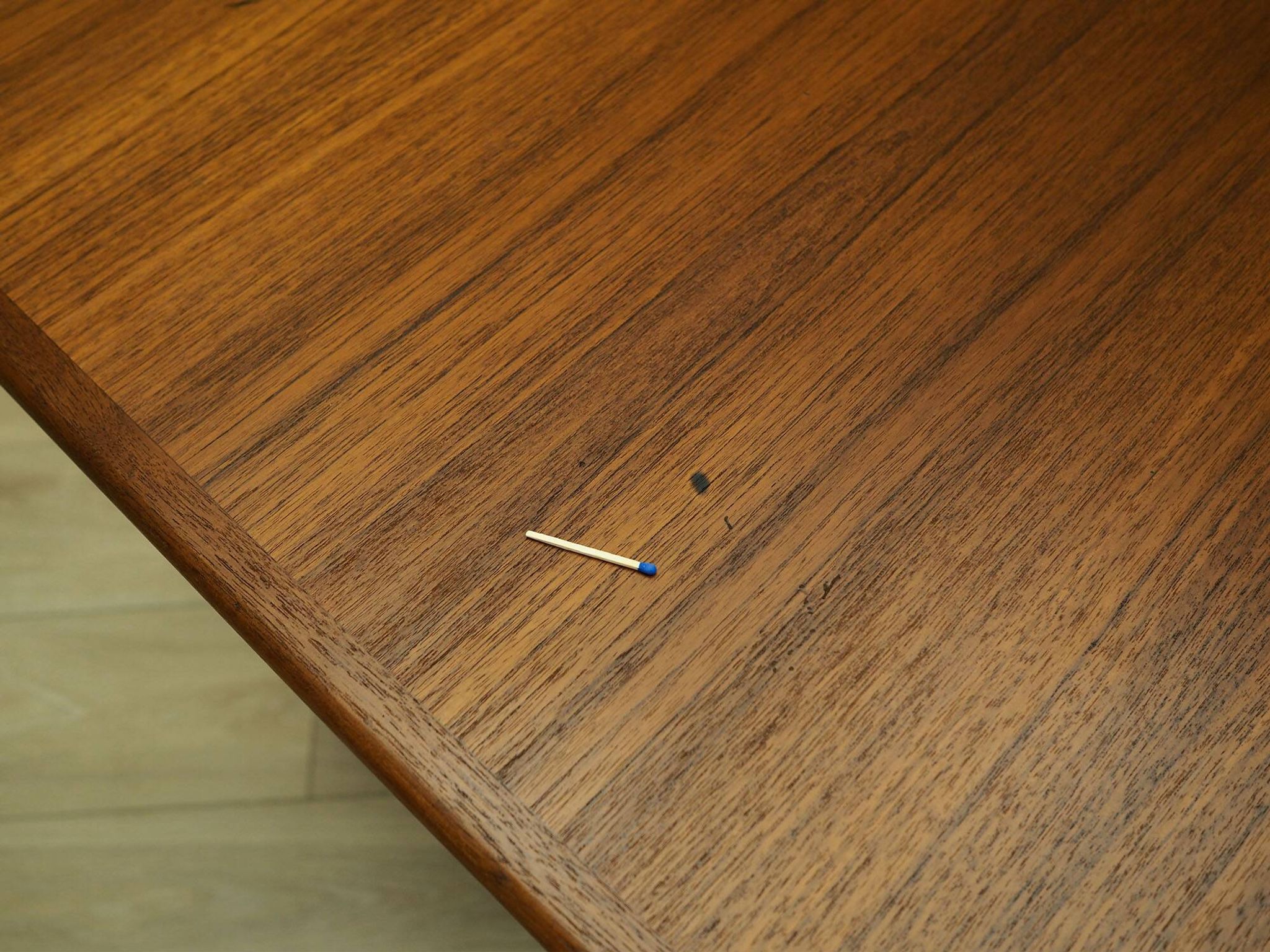 Bureau en teck, design danois, années 1970, fabricant : Omann Jun