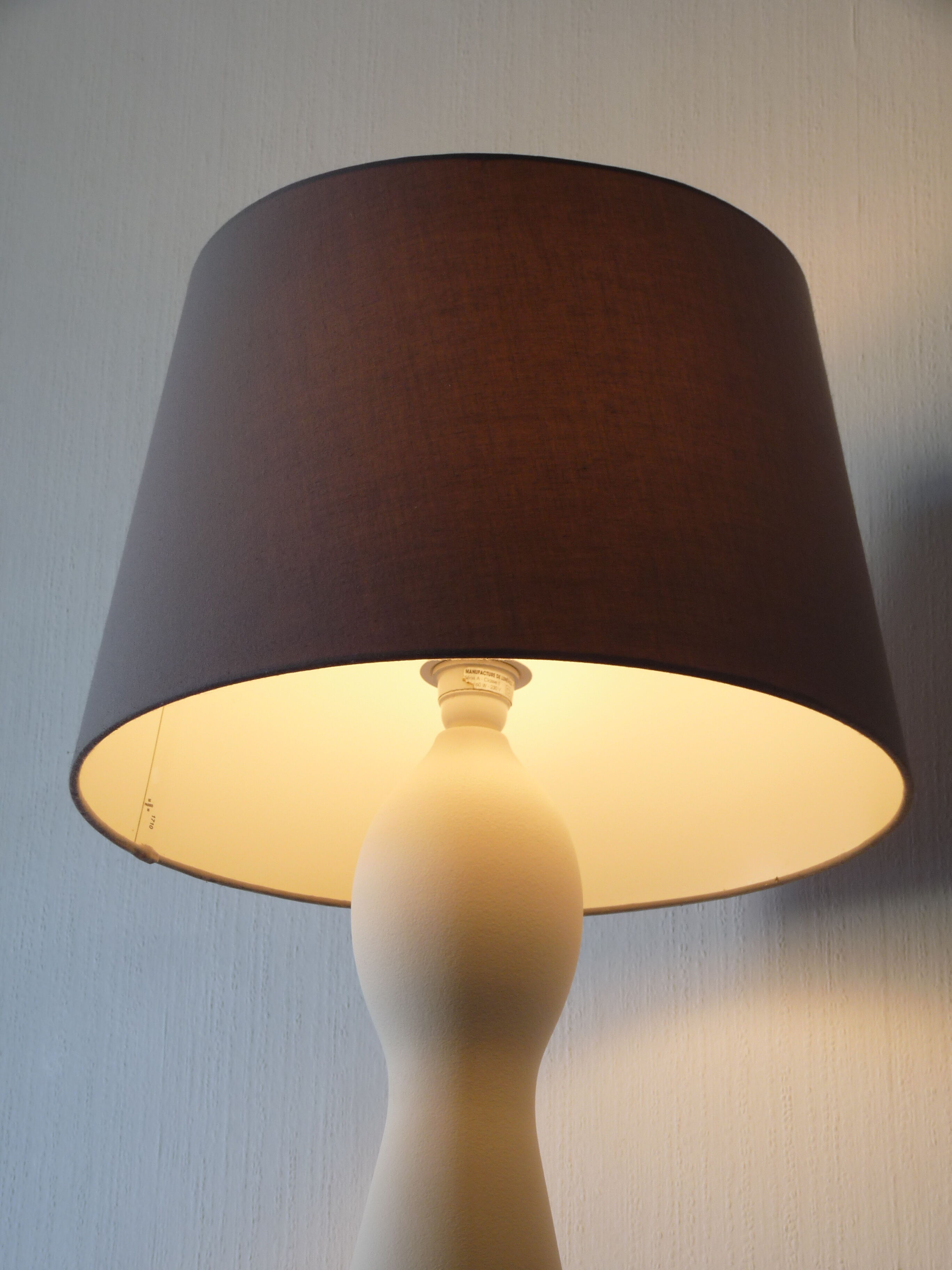 White ceramic table lamp - manufacture of Lunéville