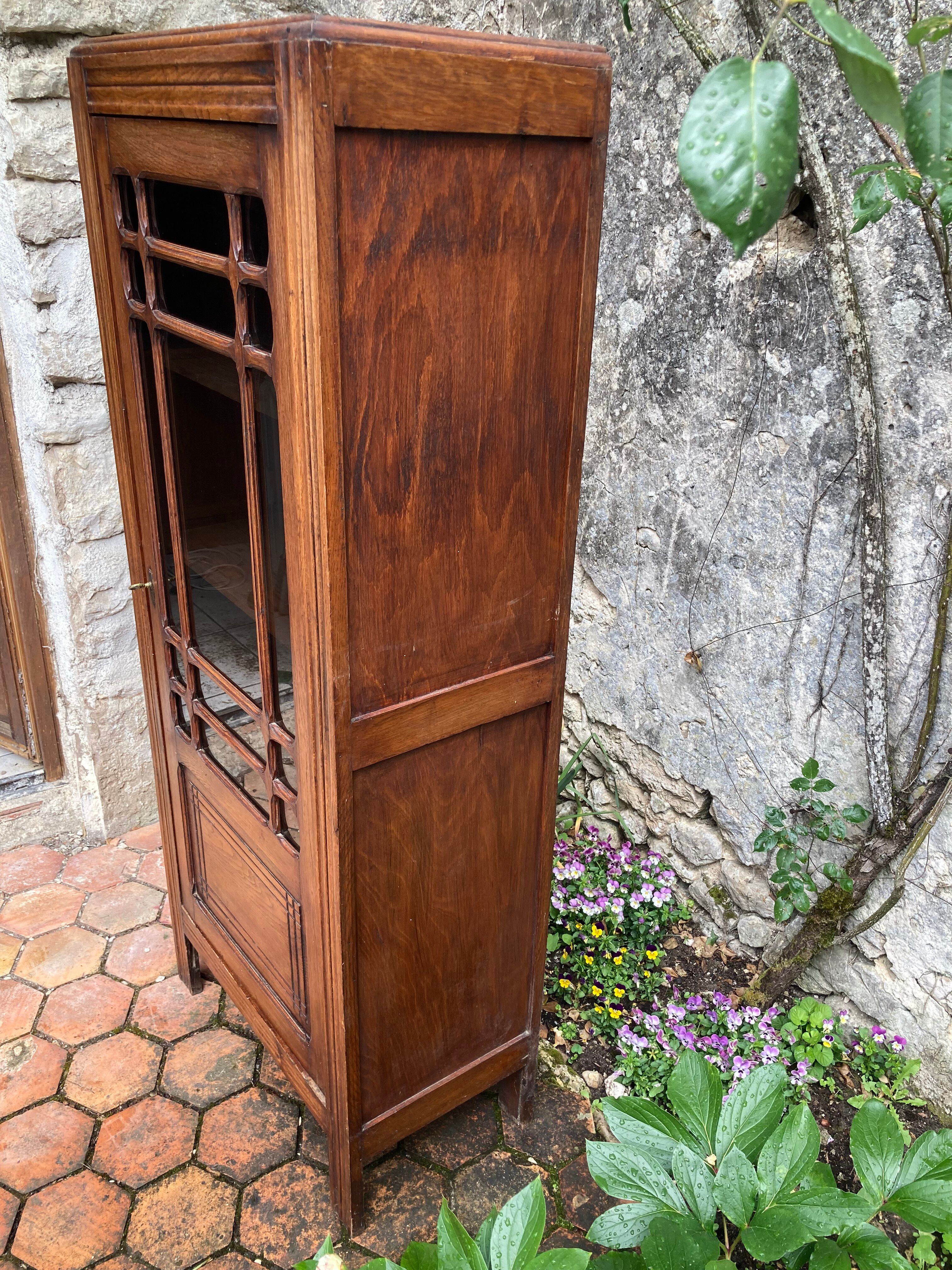 Armoire vitrée style art déco