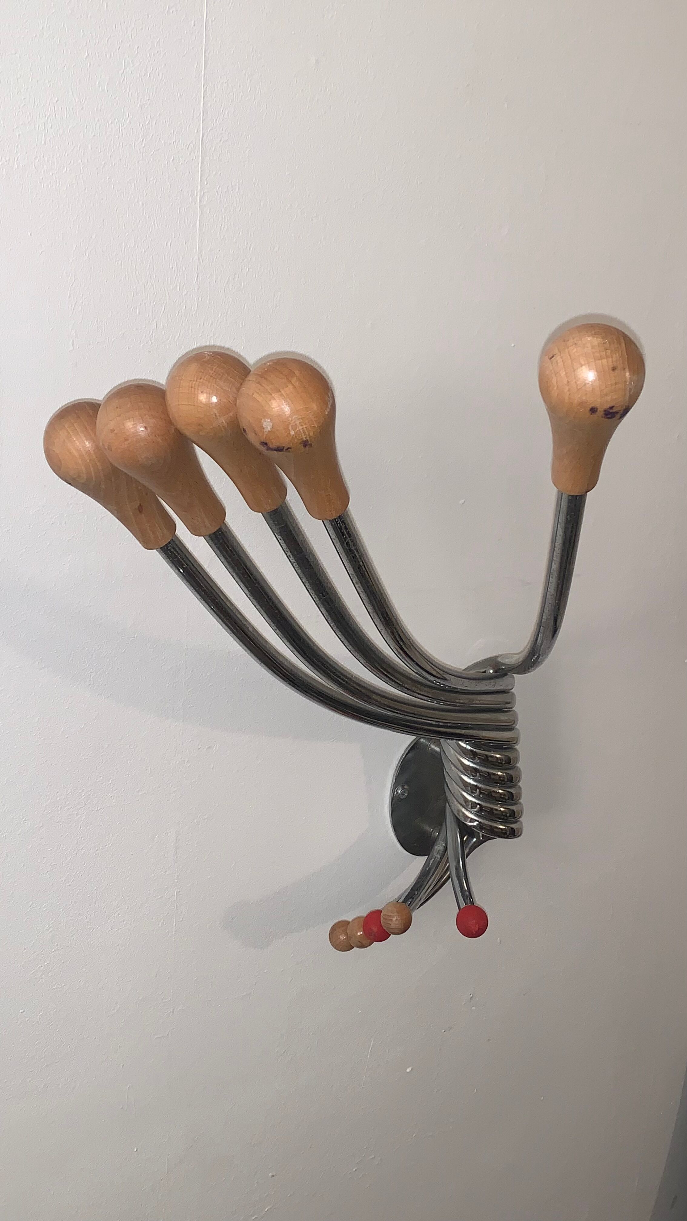 Vintage Wall mount ‘Octopus’ metal and wood swivel coat rack