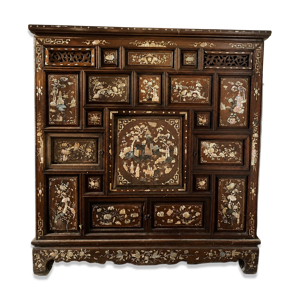 Cabinet indochinois en - marqueterie