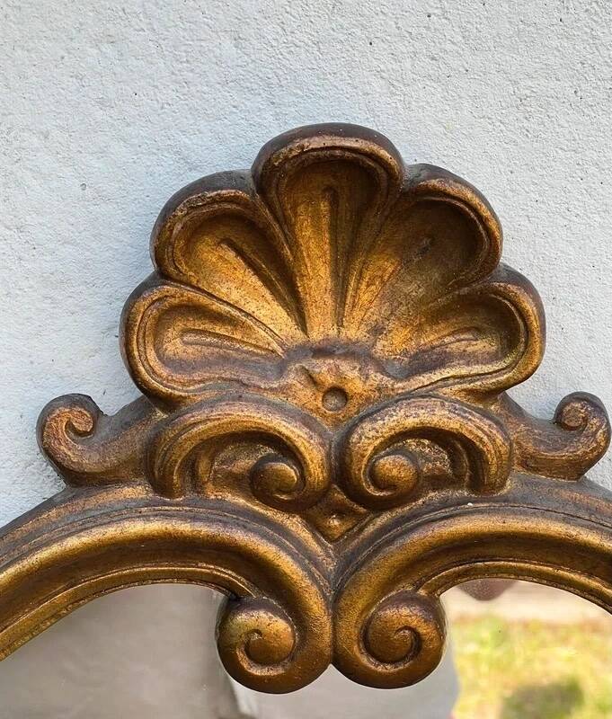 Baroque mirror in gilded wood from the 1960s – 65.5 x 42 cm – 2.5 kg
