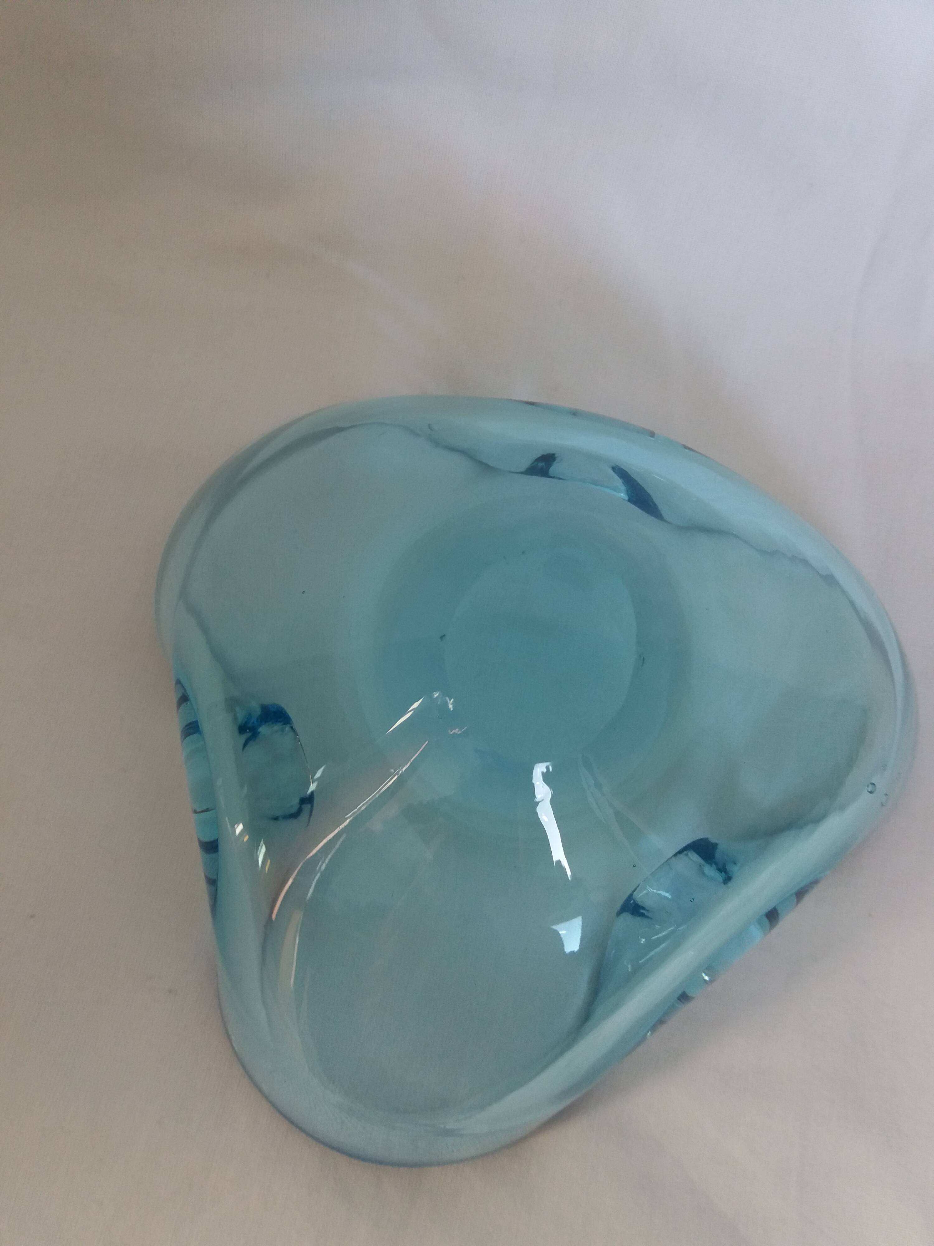 Murano turquoise blue glass trilobed empty pocket ashtray