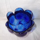 Vase en verre bleu