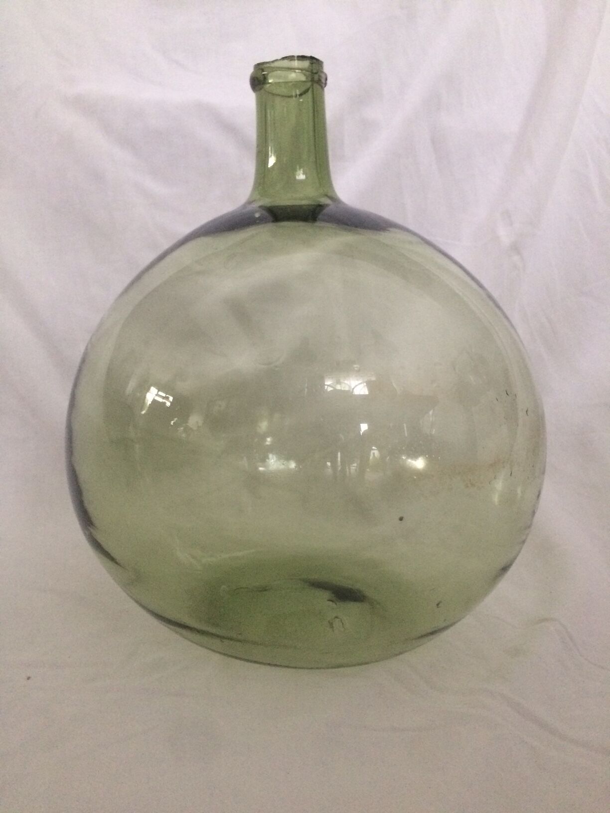 Dame-jeanne ancienne verte transparente  8, 10L