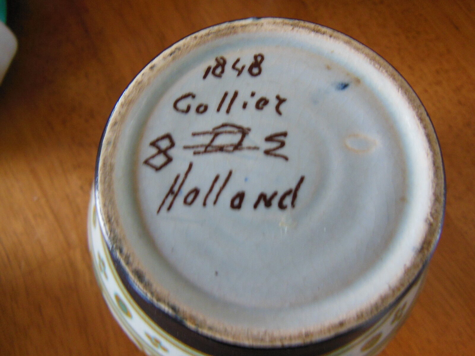 ART NOUVEAU / DECO VASE Holland Netherlands in ceramic Signed under the base