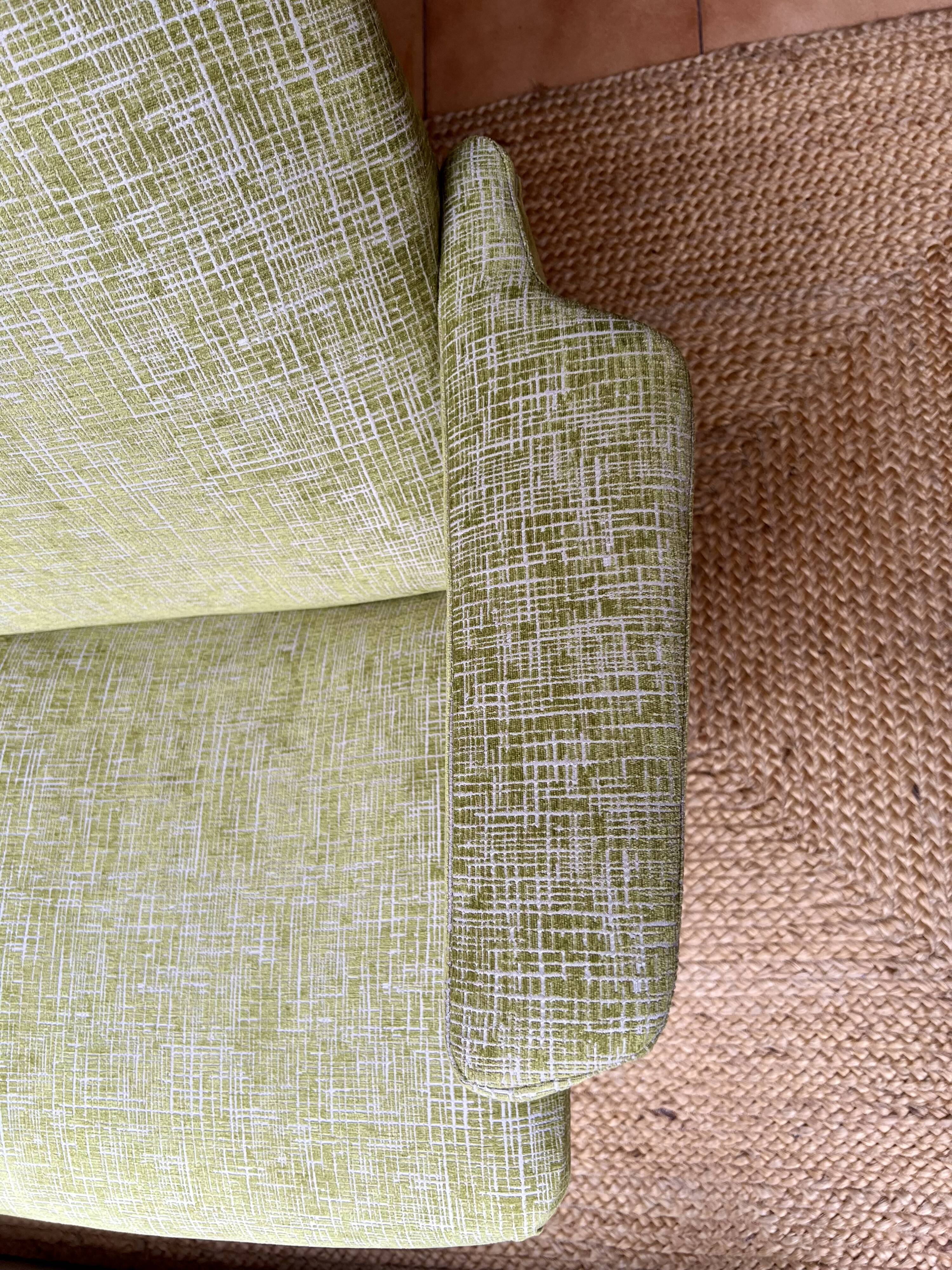 Renovated SK660 Pierre Guariche armchair