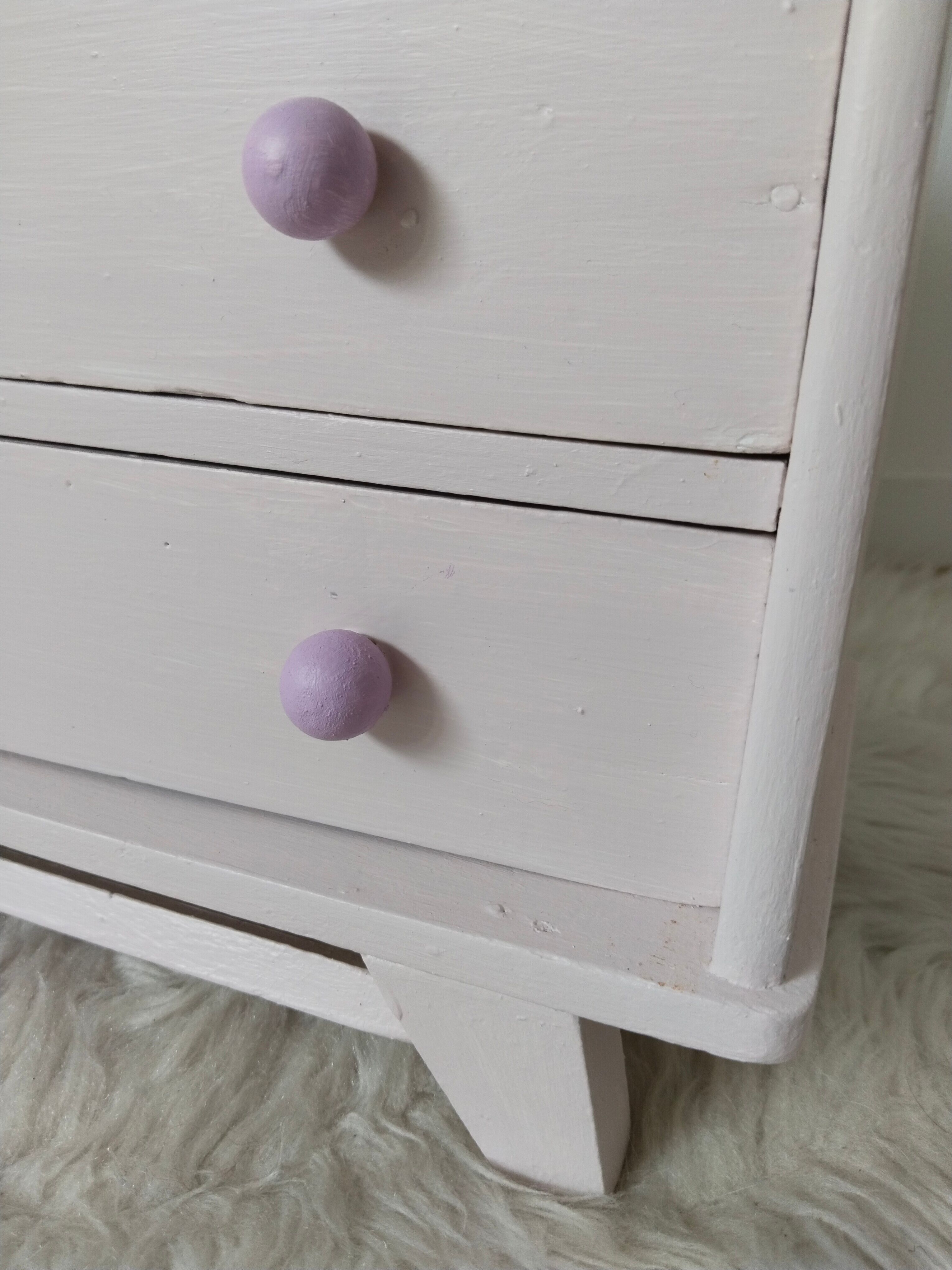 Commode  de poupée en bois , pieds compas , relookée , années 50