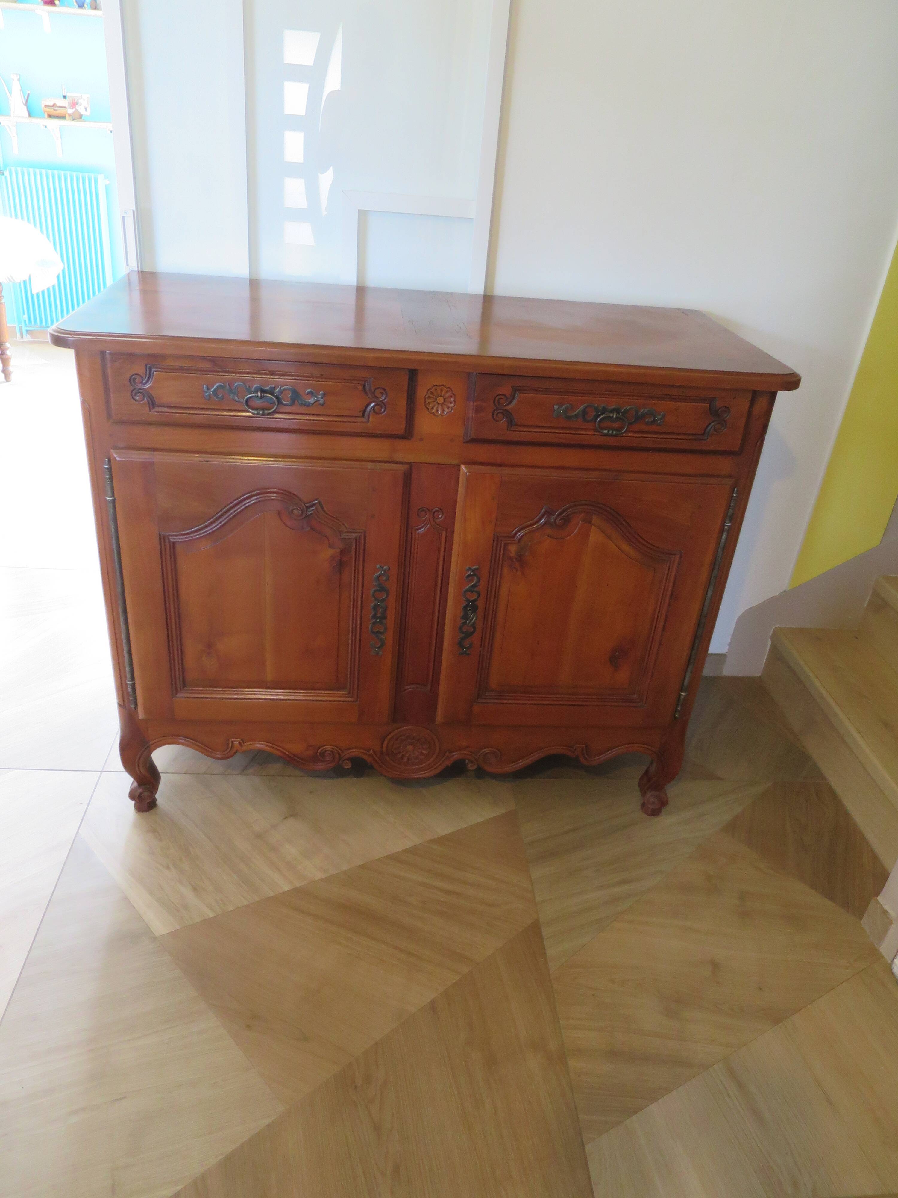 Rustic buffet Louis XV-Regency-jointed-massive wood-snail feet