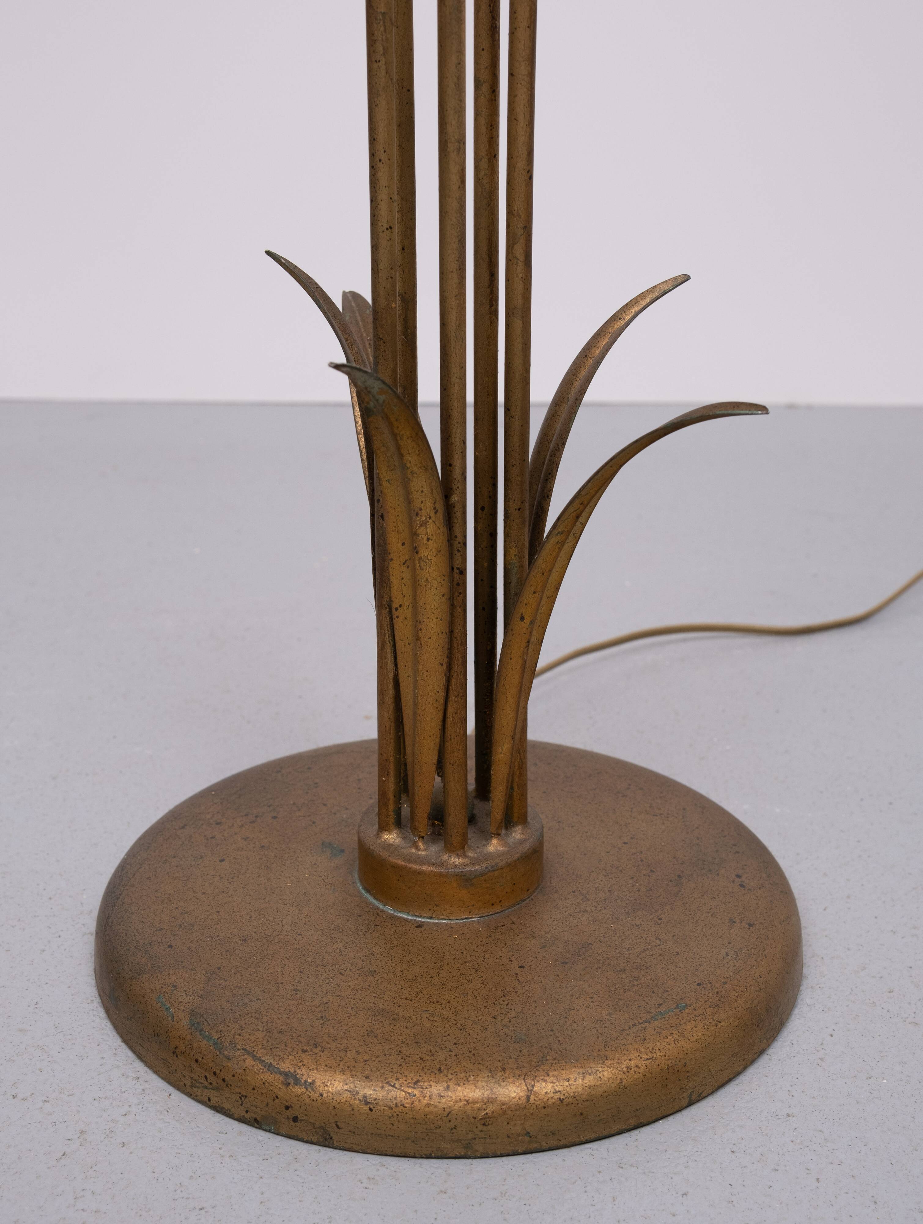 Hollywood Regency Gold flower shaped floor lamp 1980s