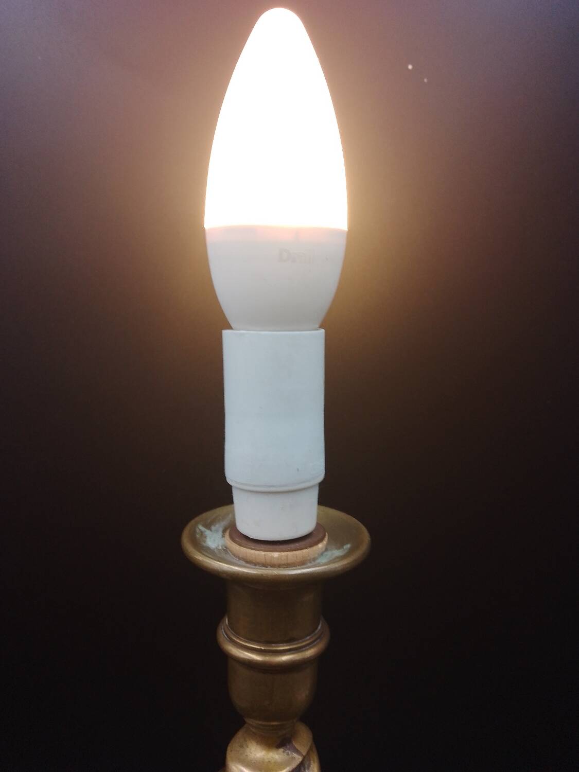 Belle et Grande Twisted table lamp in solid brass circa 1920 Height 40 cm