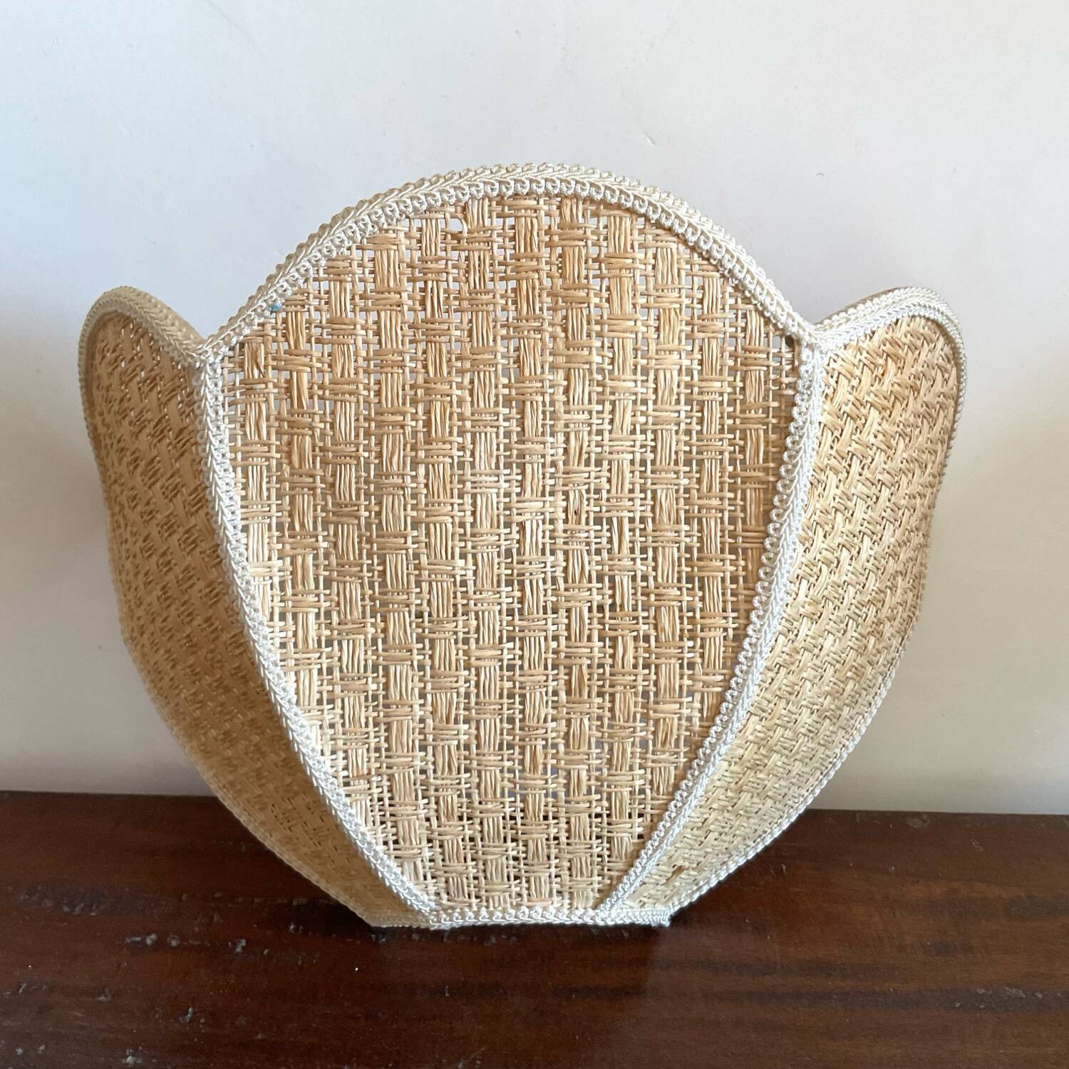 Vintage fiber wall light