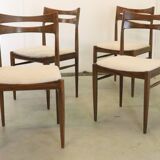 Suite de 4 chaises en palissandre et tissu