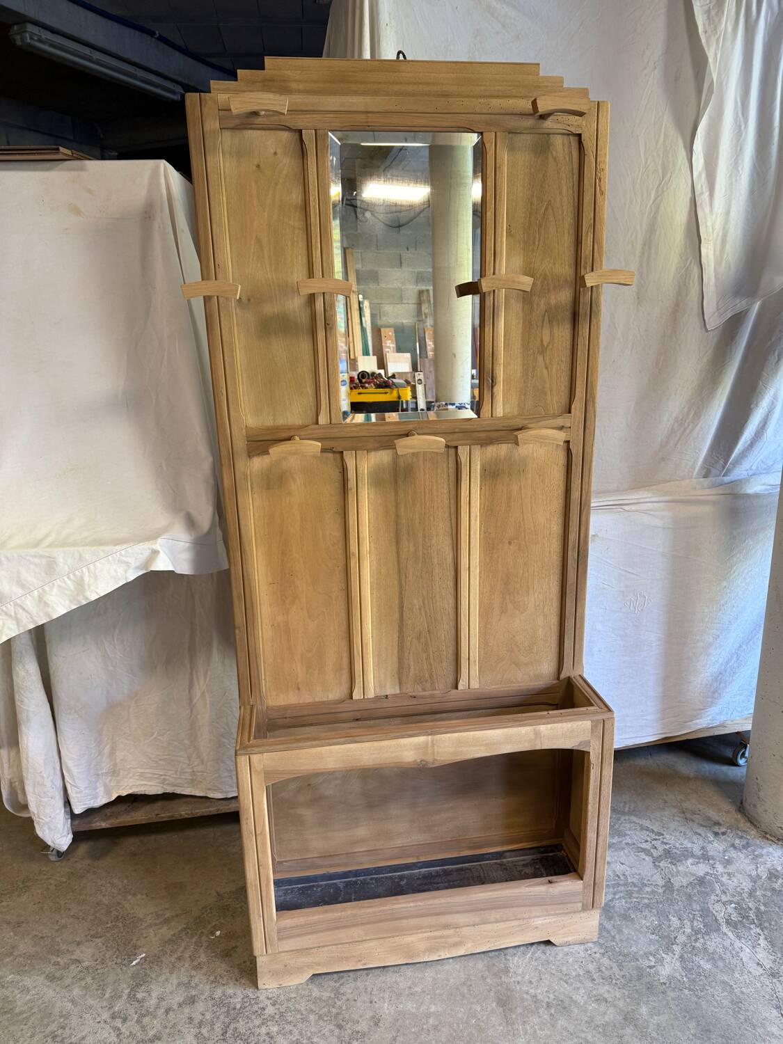 Entrance hall coat rack