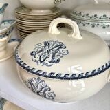 Large K&G Lunéville ironstone tureen
