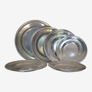 Set of silver-plated serving dishes