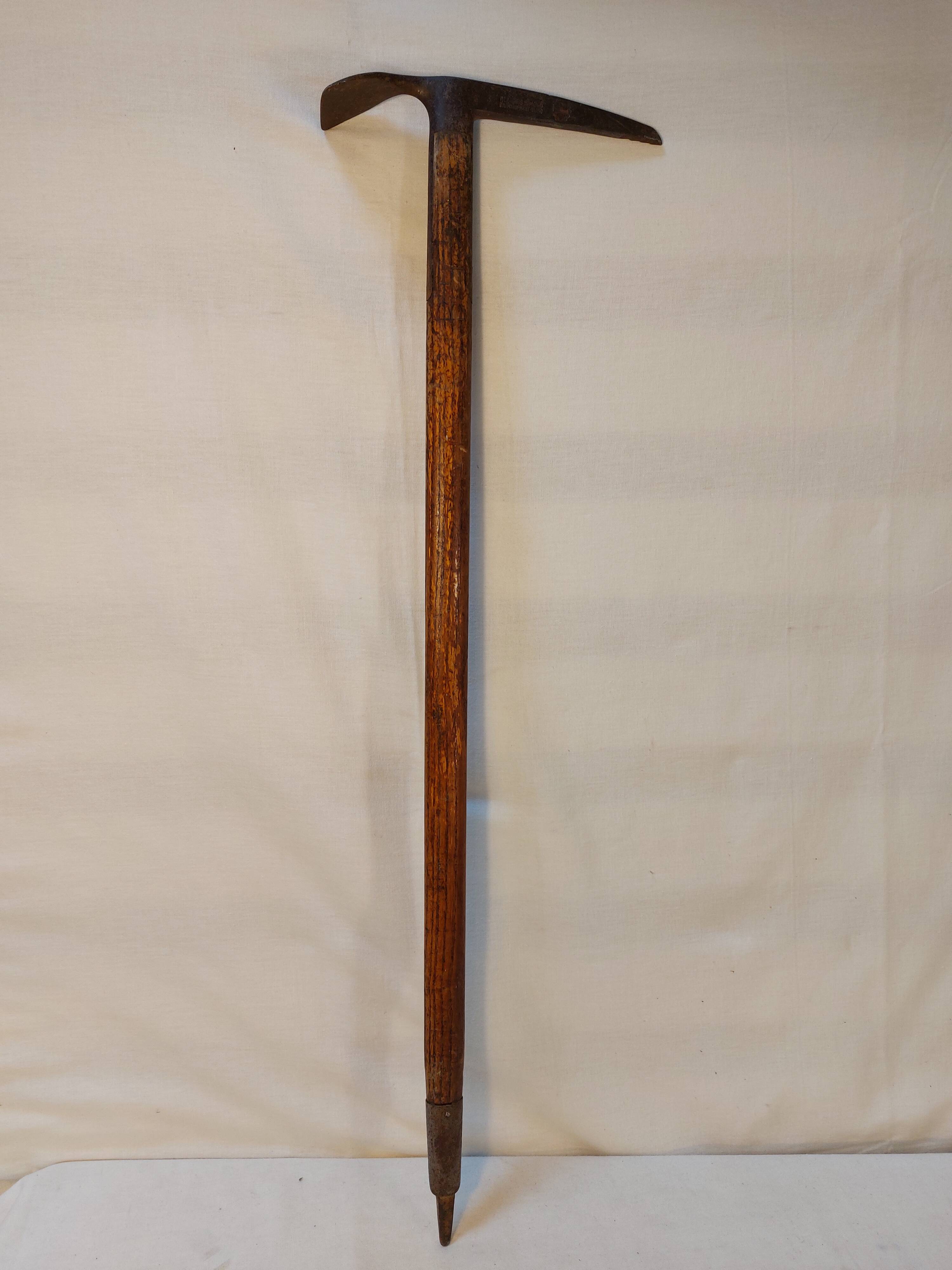Ancien Piolet de montagne Claudius Simond Chamonix Mont-Blanc 83 cm
