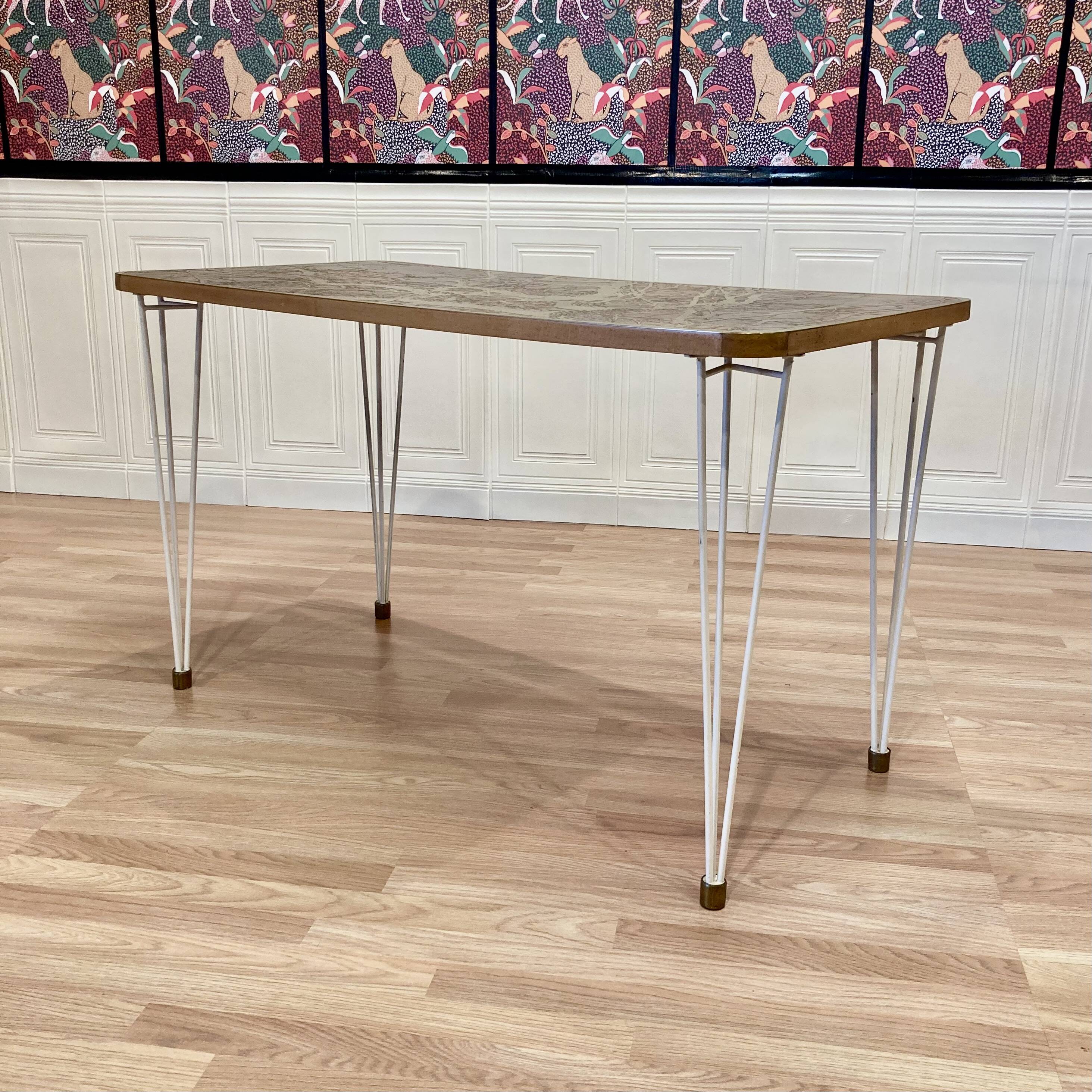 High design table with scandinavian signature 1950.